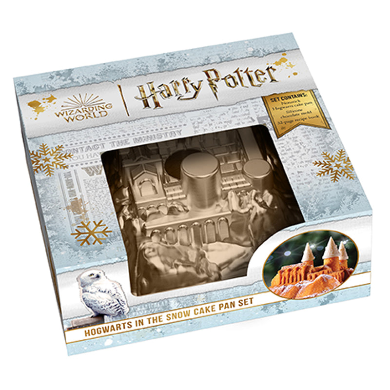 Harry Potter: Hogwarts in the Snow Cake Pan Set
