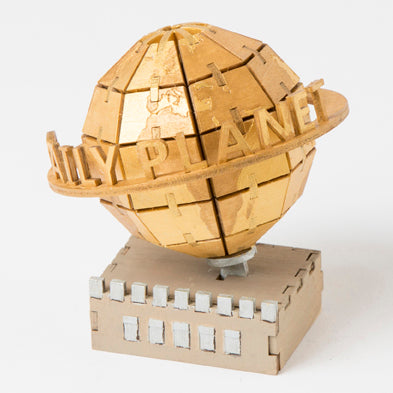 IncrediBuilds: DC Comics: Superman: Daily Planet 3D Wood Model and Book