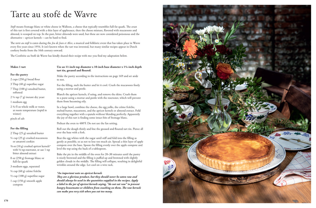 Dark Rye and Honey Cake