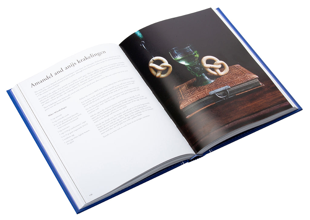 Dark Rye and Honey Cake